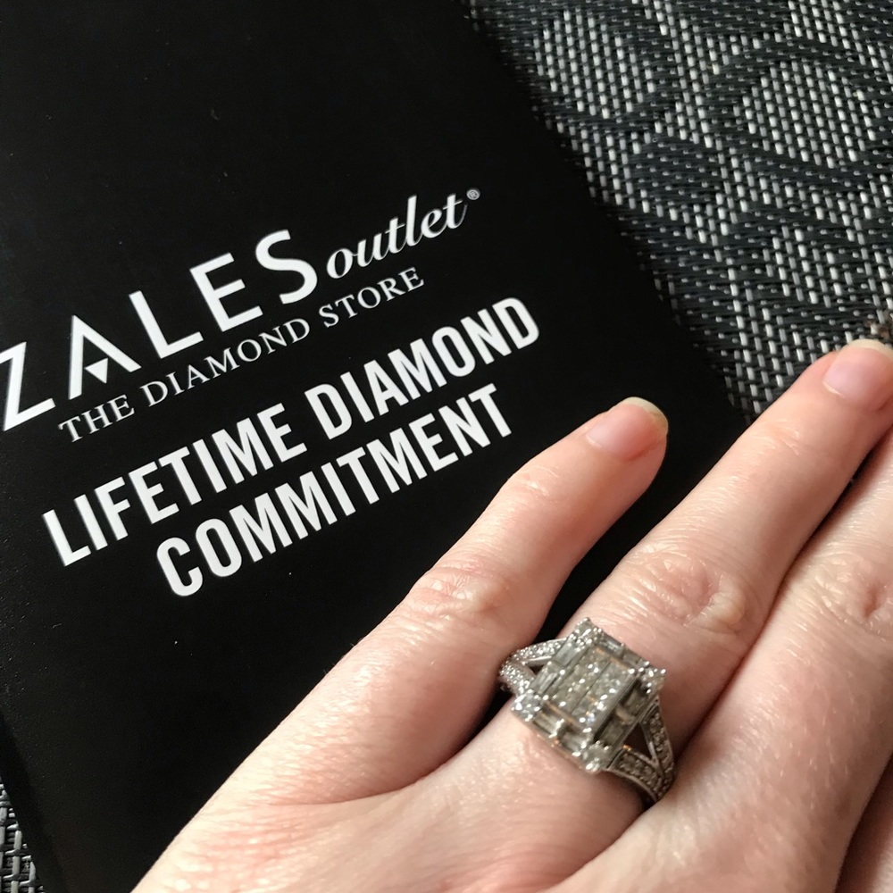 Diamond Ring - Fashion Jewelry